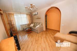 2-к квартира, посуточно, 45м2, 1/1 этаж