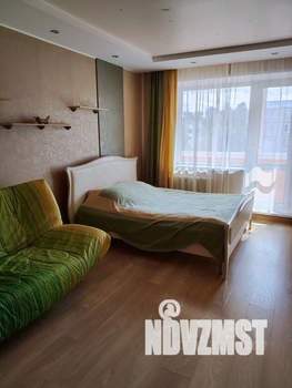 1-к квартира, посуточно, 42м2, 1/1 этаж