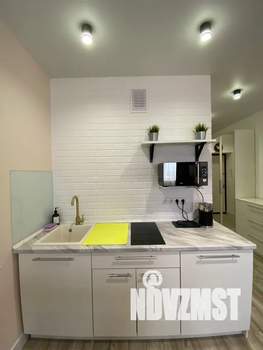 Студия квартира, посуточно, 29м2, 16/17 этаж