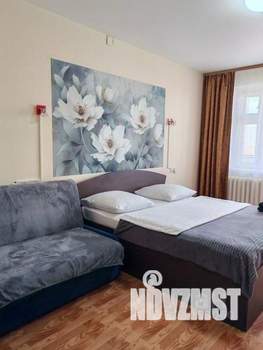 1-к квартира, посуточно, 50м2, 1/1 этаж