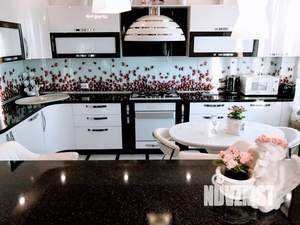 Студия квартира, посуточно, 40м2, 8/9 этаж