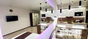 Студия квартира, посуточно, 34м2, 2/9 этаж