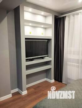 Студия квартира, посуточно, 30м2, 10/19 этаж