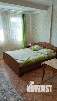 Студия квартира, посуточно, 30м2, 3/17 этаж