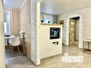 2-к квартира, посуточно, 47м2, 1/1 этаж