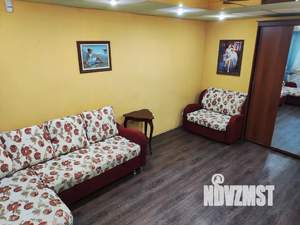 Студия квартира, посуточно, 30м2, 1/4 этаж