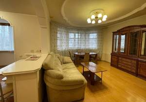 4-к квартира, на длительный срок, 140м2, 3/5 этаж