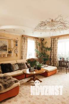 3-к квартира, посуточно, 180м2, 2/5 этаж