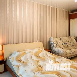 1-к квартира, посуточно, 42м2, 1/9 этаж