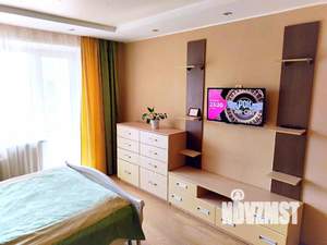 1-к квартира, посуточно, 42м2, 4/9 этаж