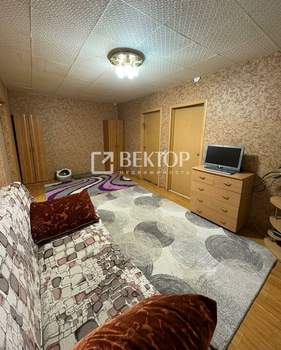 4-к квартира, вторичка, 58м2, 5/5 этаж
