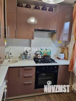 2-к квартира, вторичка, 38м2, 1/5 этаж