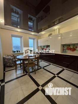 3-к квартира, вторичка, 123м2, 3/5 этаж