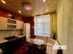 2-к квартира, вторичка, 60м2, 1/4 этаж