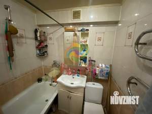 2-к квартира, вторичка, 42м2, 1/5 этаж
