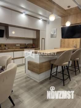 2-к квартира, вторичка, 103м2, 2/14 этаж