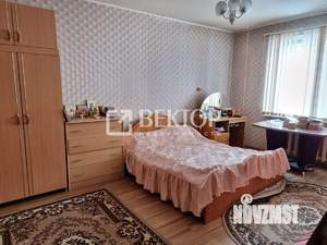 4-к квартира, вторичка, 104м2, 1/9 этаж