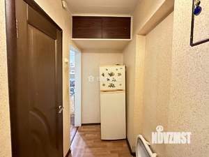 2-к квартира, вторичка, 44м2, 1/4 этаж