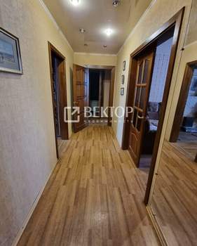 5-к квартира, вторичка, 104м2, 1/9 этаж