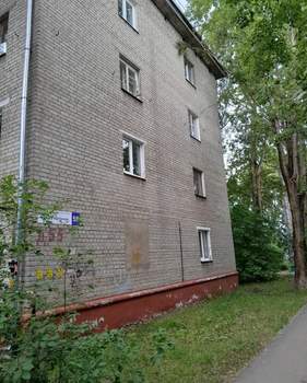 3-к квартира, вторичка, 42м2, 1/4 этаж