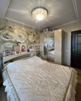 4-к квартира, вторичка, 121м2, 9/9 этаж