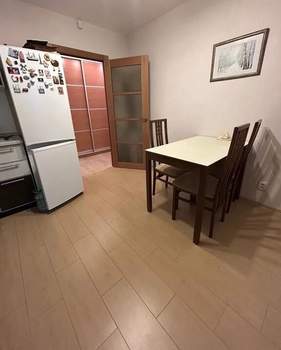 2-к квартира, вторичка, 55м2, 3/5 этаж