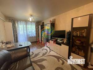 3-к квартира, вторичка, 62м2, 1/5 этаж