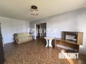 2-к квартира, вторичка, 46м2, 1/5 этаж