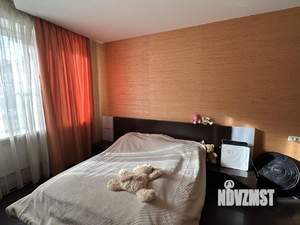 3-к квартира, вторичка, 131м2, 1/5 этаж