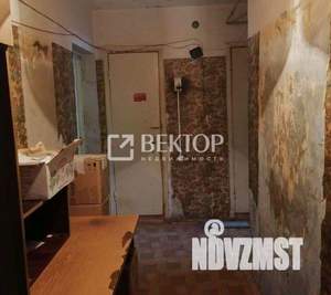2-к квартира, вторичка, 54м2, 1/9 этаж