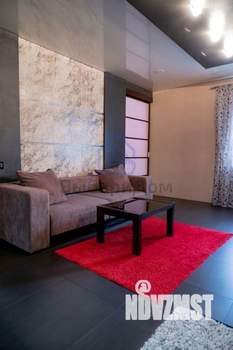 3-к квартира, вторичка, 107м2, 2/5 этаж