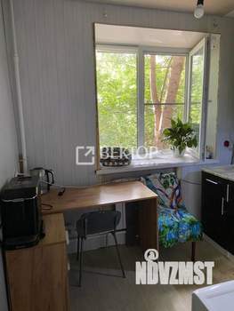 2-к квартира, вторичка, 44м2, 1/5 этаж