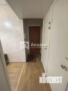 4-к квартира, вторичка, 58м2, 5/5 этаж