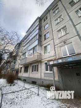 3-к квартира, вторичка, 61м2, 5/5 этаж