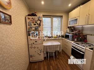 2-к квартира, вторичка, 50м2, 1/5 этаж