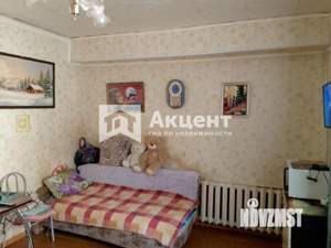 3-к квартира, вторичка, 54м2, 1/4 этаж