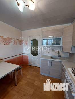 2-к квартира, вторичка, 57м2, 3/5 этаж