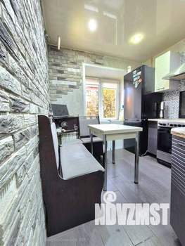 2-к квартира, вторичка, 42м2, 3/5 этаж