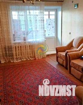 4-к квартира, вторичка, 77м2, 1/10 этаж