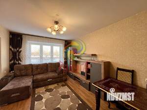 3-к квартира, вторичка, 84м2, 1/17 этаж