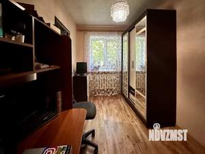 2-к квартира, вторичка, 44м2, 1/4 этаж