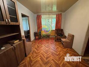 2-к квартира, вторичка, 45м2, 1/5 этаж