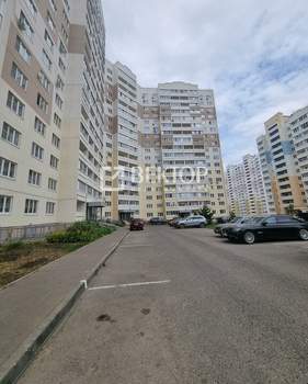 2-к квартира, вторичка, 60м2, 10/17 этаж