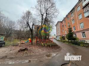 2-к квартира, вторичка, 50м2, 1/4 этаж