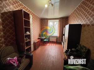 2-к квартира, вторичка, 50м2, 1/4 этаж