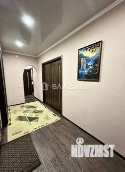 2-к квартира, вторичка, 64м2, 1/10 этаж