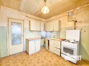 2-к квартира, вторичка, 54м2, 1/9 этаж