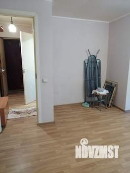 2-к квартира, вторичка, 42м2, 1/5 этаж