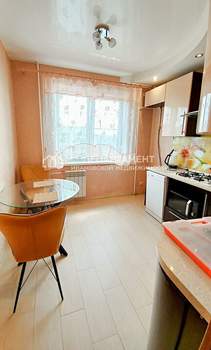 2-к квартира, вторичка, 50м2, 10/10 этаж