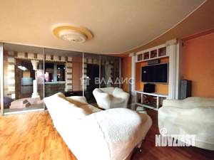4-к квартира, вторичка, 204м2, 9/10 этаж